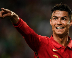Cristiano Ronaldo diz que se aposenta caso Portugal vença a Copa