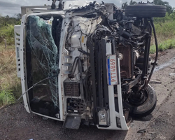  Colisão entre carro e caminhão deixa 3 mortos e um gravemente ferido no MA