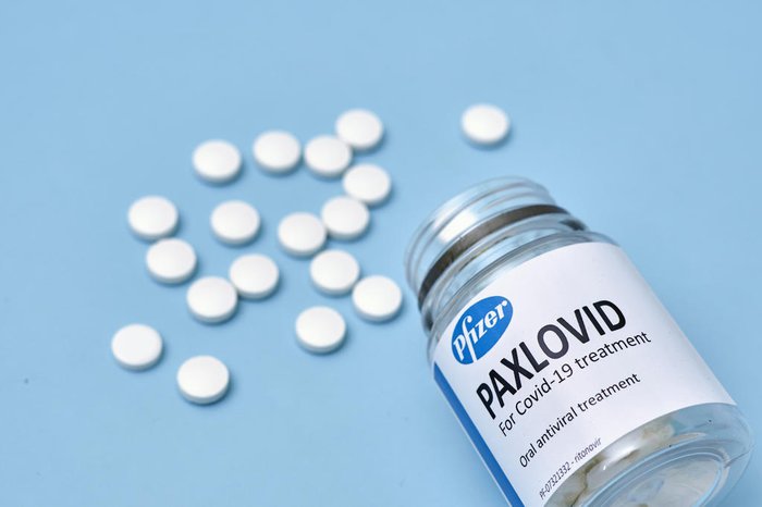 Anvisa aprova venda em farmácias de remédio da Pfizer para tratar Covid (Foto: golibtolibov)