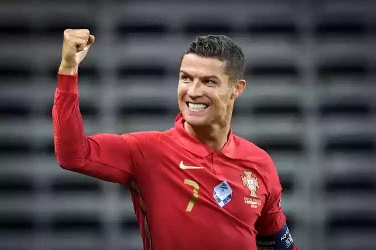 O também experiente Cristiano Ronaldo é outro com idade avançada na Copa. (Foto: Reprodução)