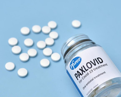 Anvisa aprova venda em farmácias de remédio da Pfizer para tratar Covid