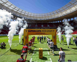 CBF tem propostas para levar o Palmeiras x Flamengo para o exterior