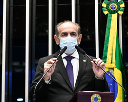 Marcelo Castro recebe diretor da PF, que fala em rombo de R$ 35 milhões