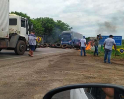 Gabinete de Crise do Mato Grosso faz operação para liberar rodovias