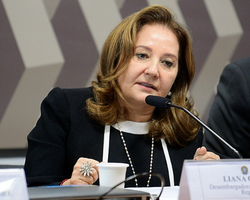 Liana Chaib é a 1ª piauiense ministra  do TST. Foram 60 votos no Senado