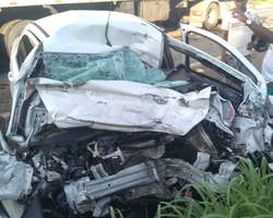 Médico morre em acidente entre carro e caminhão na BR 343 em Amarante