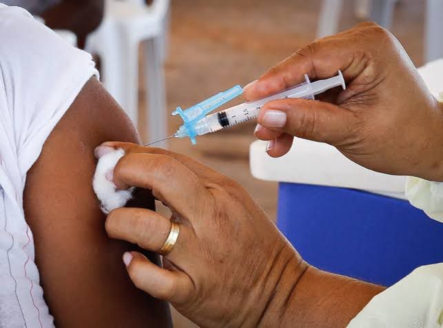 Doses de vacina para crianças estão em fata em algumas capitais (Foto: Reprodução)Doses de vacina para crianças estão em fata em algumas capitais (Foto: Reprodução)