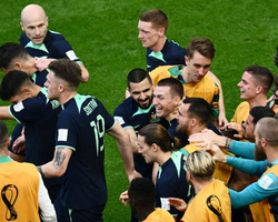 Austrália vence Tunísia e empata com a França no Grupo D 