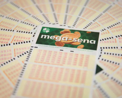 Mega-Sena acumula e prêmio do próximo sorteio deve ir a R$ 65 milhões