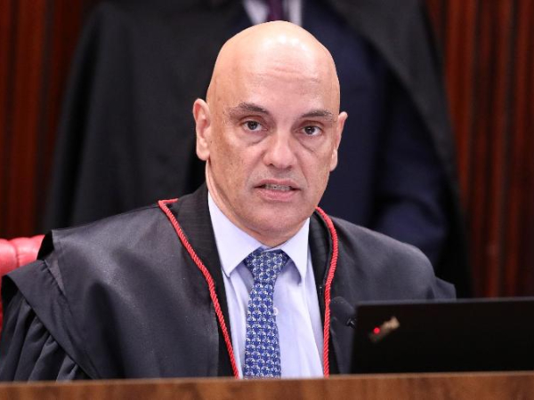  Moraes condena atos e diz que criminosos serão responsabilizados