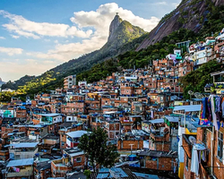 Você sabe por que o 4 de novembro é dedicado à favela?
