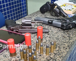 Operação na cidade de Luís Correia apreende armas, munições e drogas