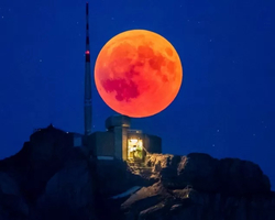 Eclipse lunar total desta terça terá Lua de sangue; veja como acompanhar