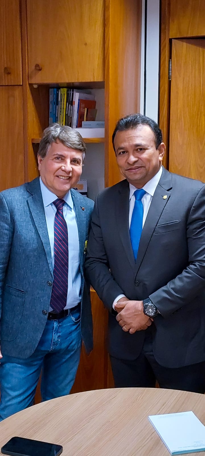 Prefeito João Luiz em Brasília mantém encontros com líderes nacional  - Imagem 4