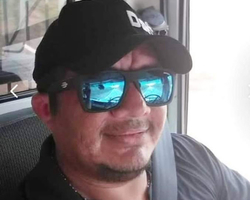 Funcionário de shopping morre após colisão entre moto e carro no Piauí