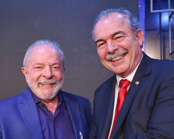 Lula anuncia Aloizio Mercadante como futuro presidente do BNDES