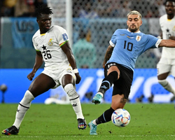 Uruguai bate Gana, mas se despede da Copa após vitória da Coreia do Sul