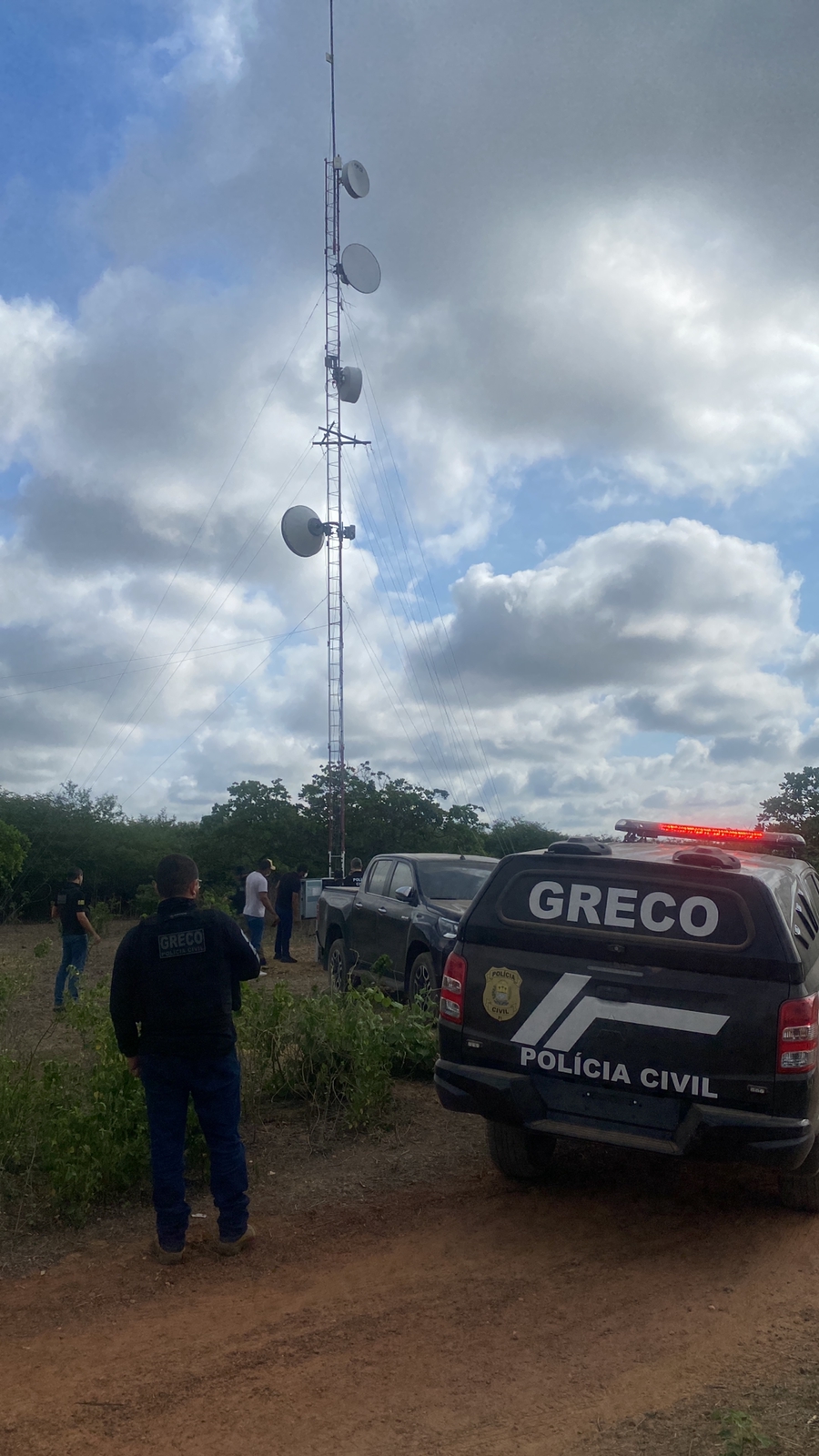 Dono de empresa de internet é preso com aparelhos de telefonia móvel furtados no Piauí