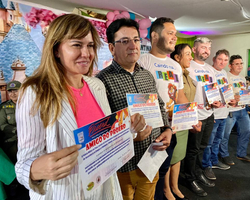Prefeitura de Esperantina, PM/PI Realizam Solenidade de formatura do PROERD