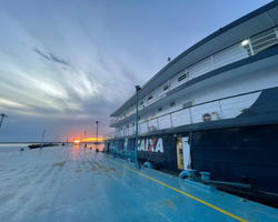 Caixa inaugura agência-barco Chico Mendes e atenderá 15 cidades do Amazonas