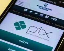 Pix deve ter débito automático e transferências internacionais em 2023