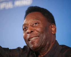 Novo boletim médico diz que Pelé dá boa resposta ao tratamento respiratório