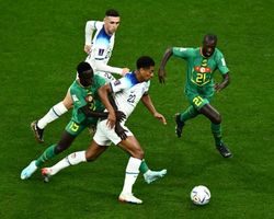 Inglaterra vence Senegal e enfrenta a França nas quartas de final da Copa