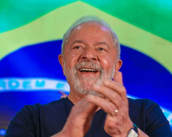 93% torce para que Lula faça um 3º mandato bom, diz pesquisa Genial/ Quaest