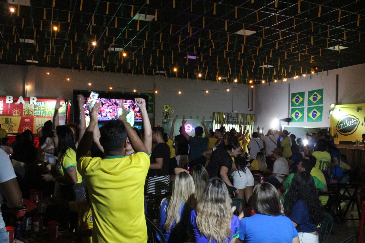 Mesmo com Brasil eliminado, “Torcida do Hexa” festeja no CCT- Foto: Gabriel Bonfim