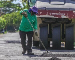 Operação “Tapa-buracos” da Eturb recupera vias na Zona Rural de Teresina