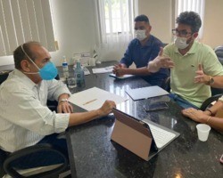 Maninha se reúne com senador Marcelo Castro e solicita melhorias 