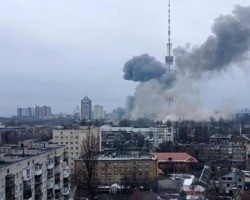 Após atacar torre de TV, Rússia atinge memorial do Holocausto, diz Ucrânia