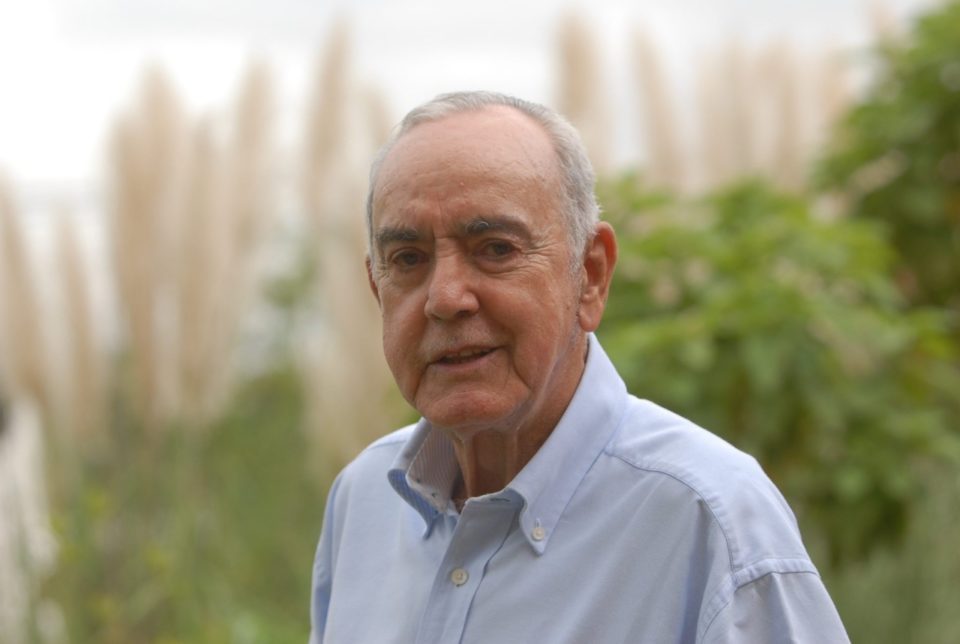 José Hamilton Ribeiro curte sua fazenda no Triângulo Mineiro