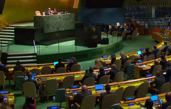 Com voto do Brasil, ONU condena ataques russos contra civis na Ucrânia