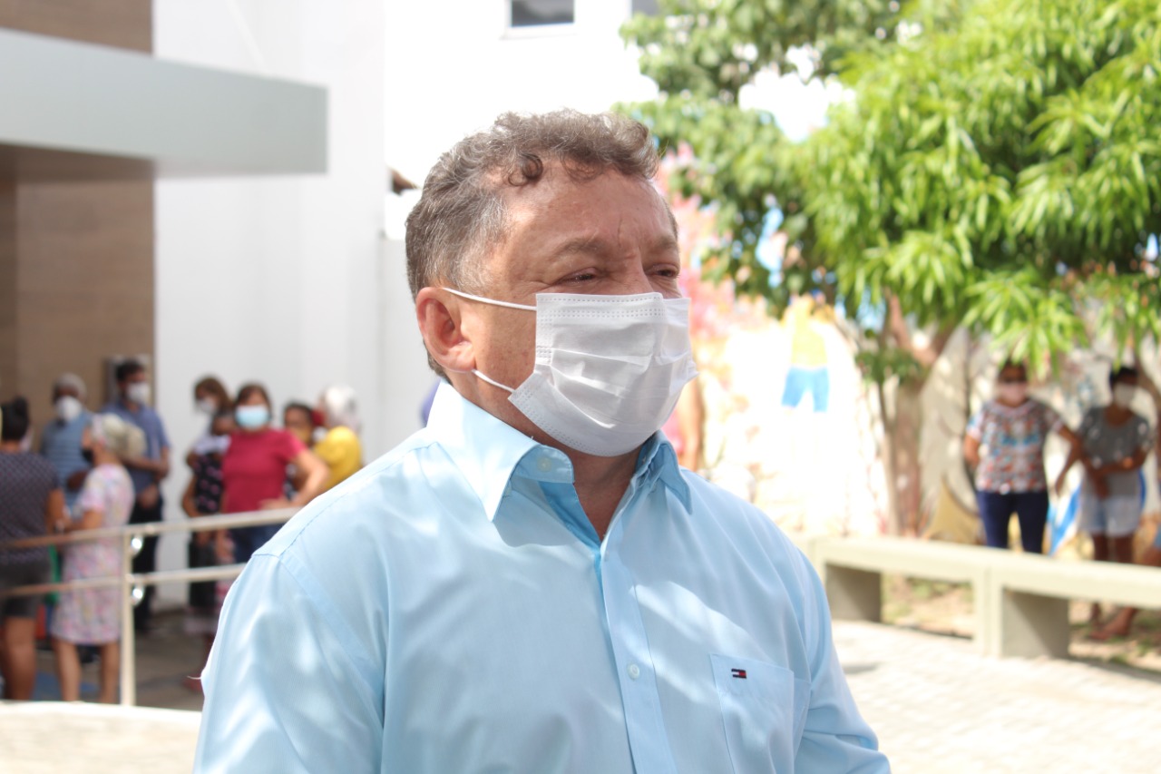 Gilberto Albuquerque fala sobre a felixibilização do uso de máscaras (Foto: Raissa Morais)