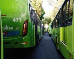 Motoristas de ônibus rejeitam proposta e greve continua em Teresina