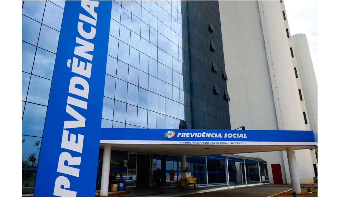 INSS teve que arcar com pagamento de 29 aposentadorias (Marcelo Casall Jr. /Agência Brasil)