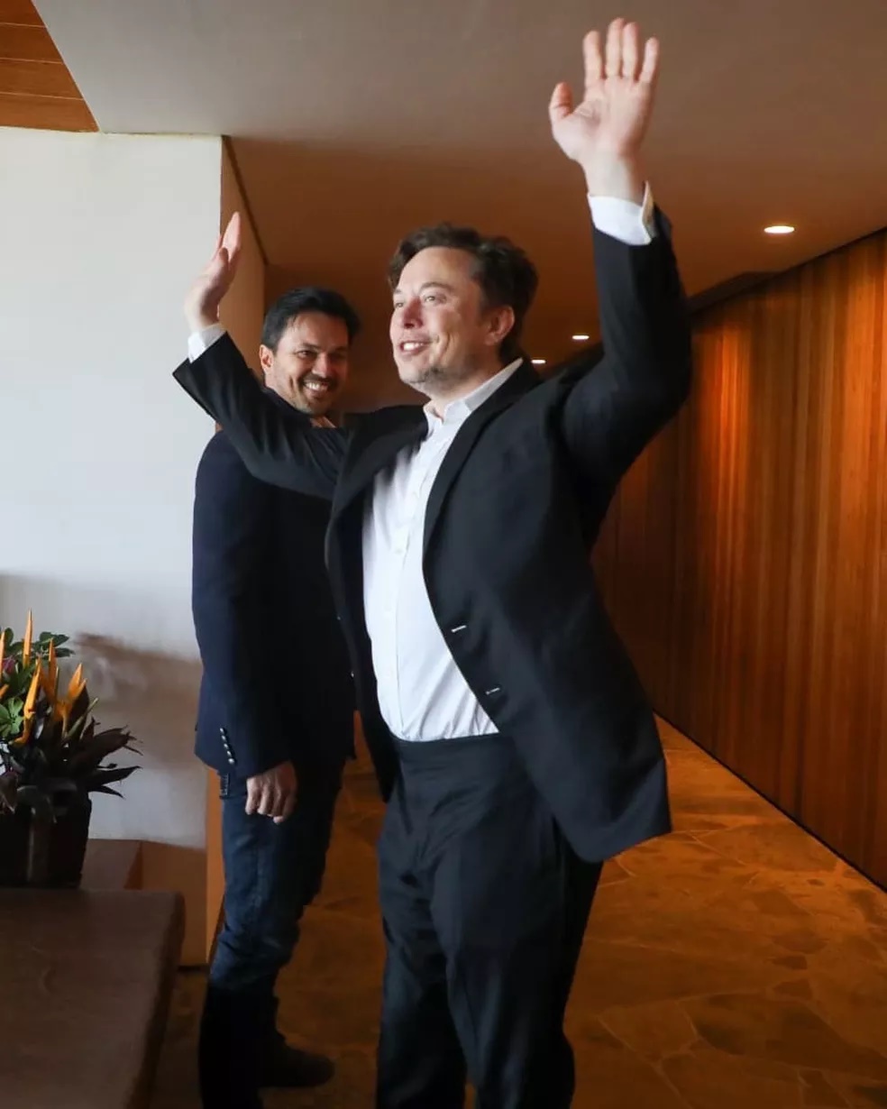 Elon Musk tem encontro com Jair Bolsonaro em SP