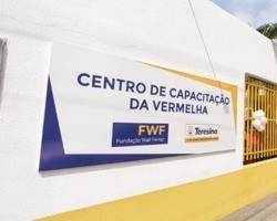 Centros de capacitação da FWF promovem cursos de qualificação profissional 