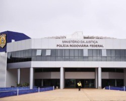 Governo demite 2 diretores da PRF, mas nega relação com morte de Genivaldo