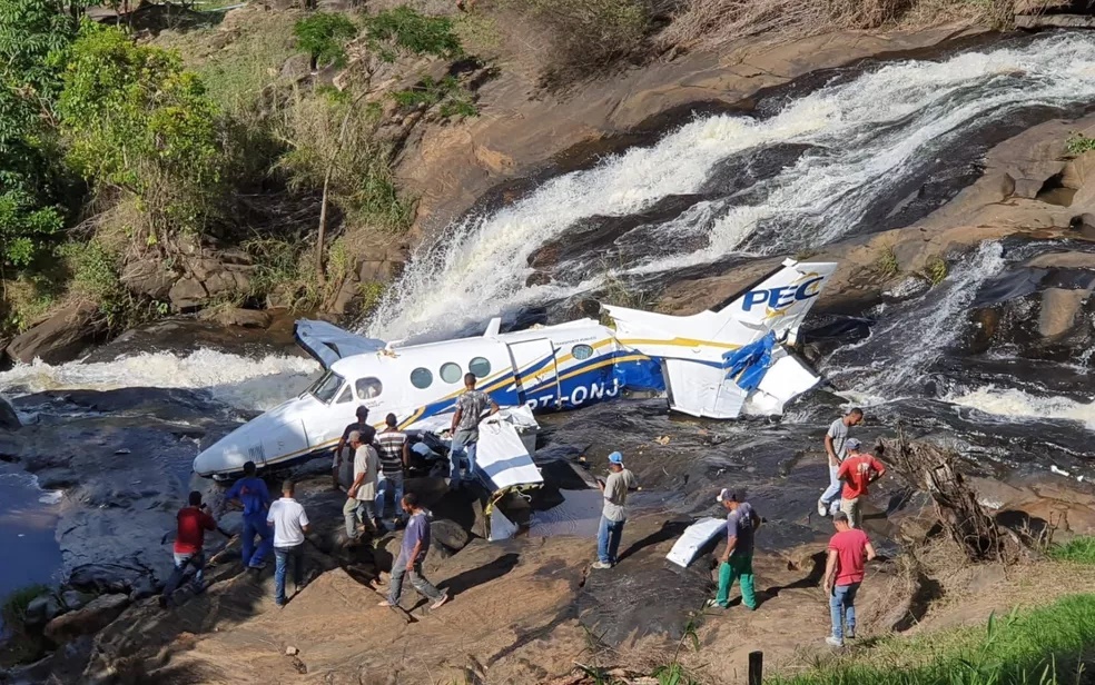 Avião com cantora Marília Mendonça caiu em Minas Gerais — Foto: Reprodução 