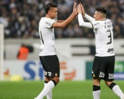 Corinthians encara hoje o Athletico-PR; Veja provável escalação dos clubes