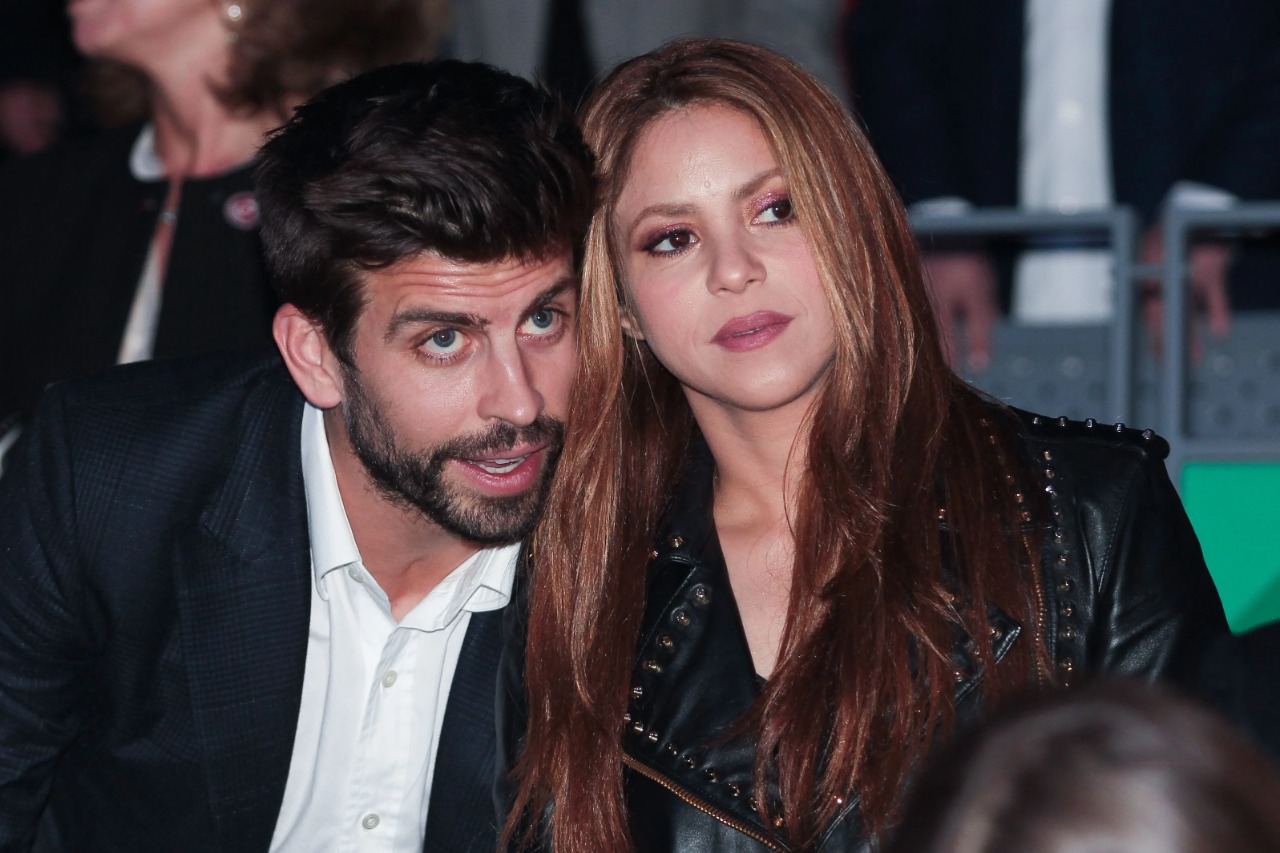 Shakira teria flagrado Piqué com mãe de jovem jogador do Barcelona (Foto: Reprodução)