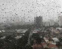 Piauí tem dois alertas de chuvas intensas para as próximas horas