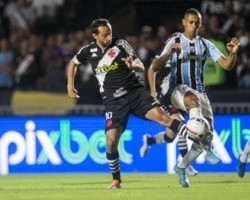 Vasco empata com Grêmio e segue na vice-liderança da Série B do Brasileirão