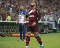 Clube da Premier League virá ao Brasil para fechar acordo com Gabigol