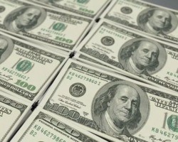 Dólar chega a R$ 5,33 após Senado aprovar 'PEC Kamikaze'