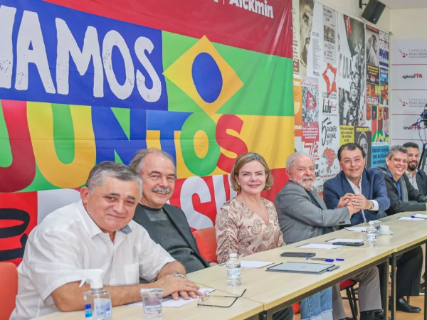 Lula recebe apoio do MDB no Piauí e mais 10 estados no primeiro turno 