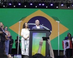 Ciro Gomes é oficializado como candidato à Presidência da República