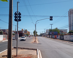Strans implanta novo semáforo em cruzamento da Avenida Zequinha Freire